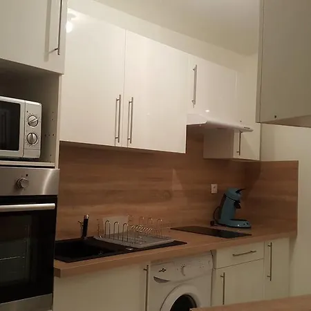Apartamento Charmant Studio Proche Centre *
